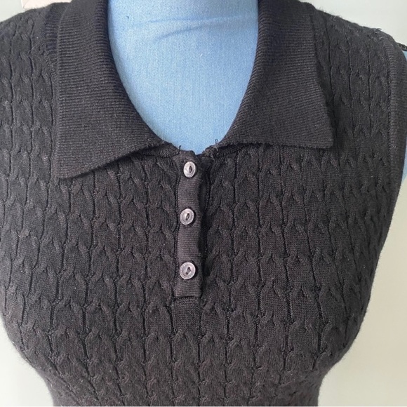 Women’s Sweater Vest Size Large But Runs Small Black Collared Forever 21 NWOT - Picture 3 of 6